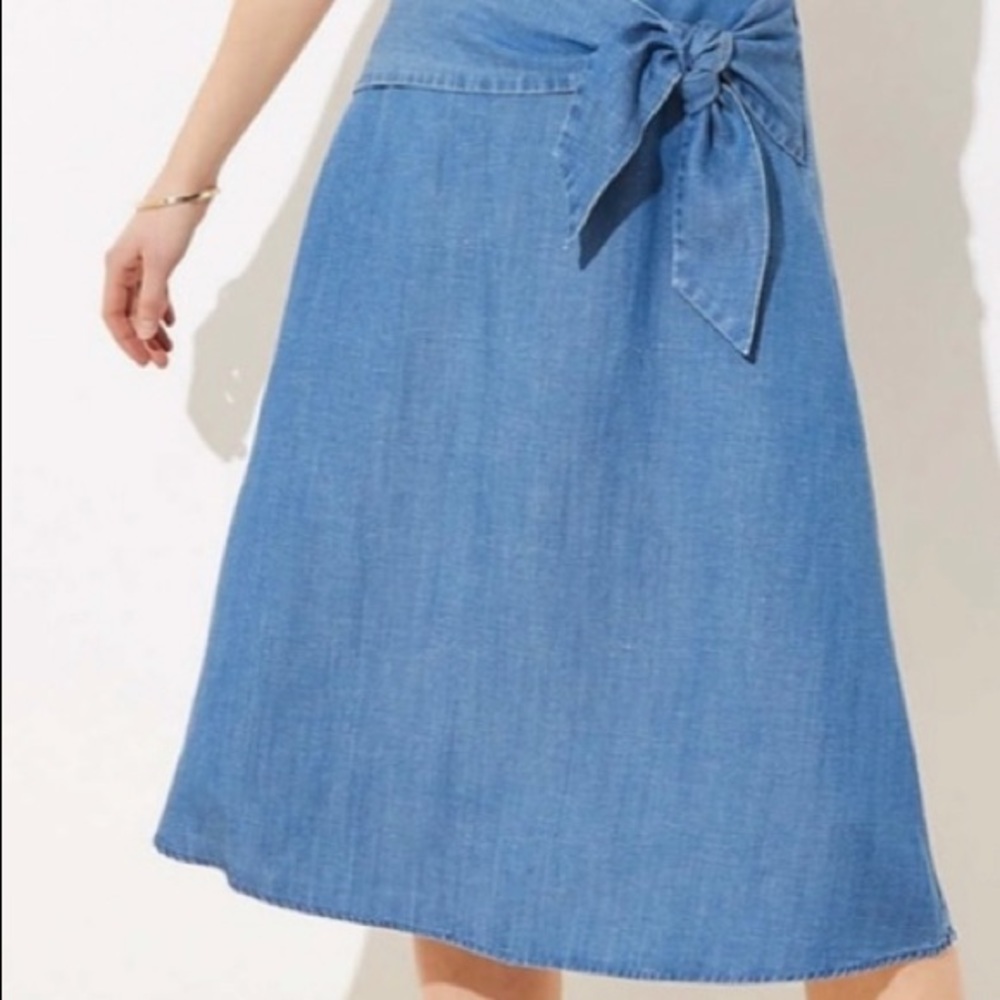 Loft chambray denim skirt with bow size 10
